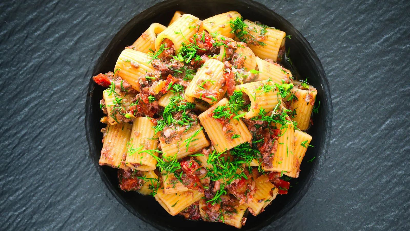 Tomato pasta in a bowl.
