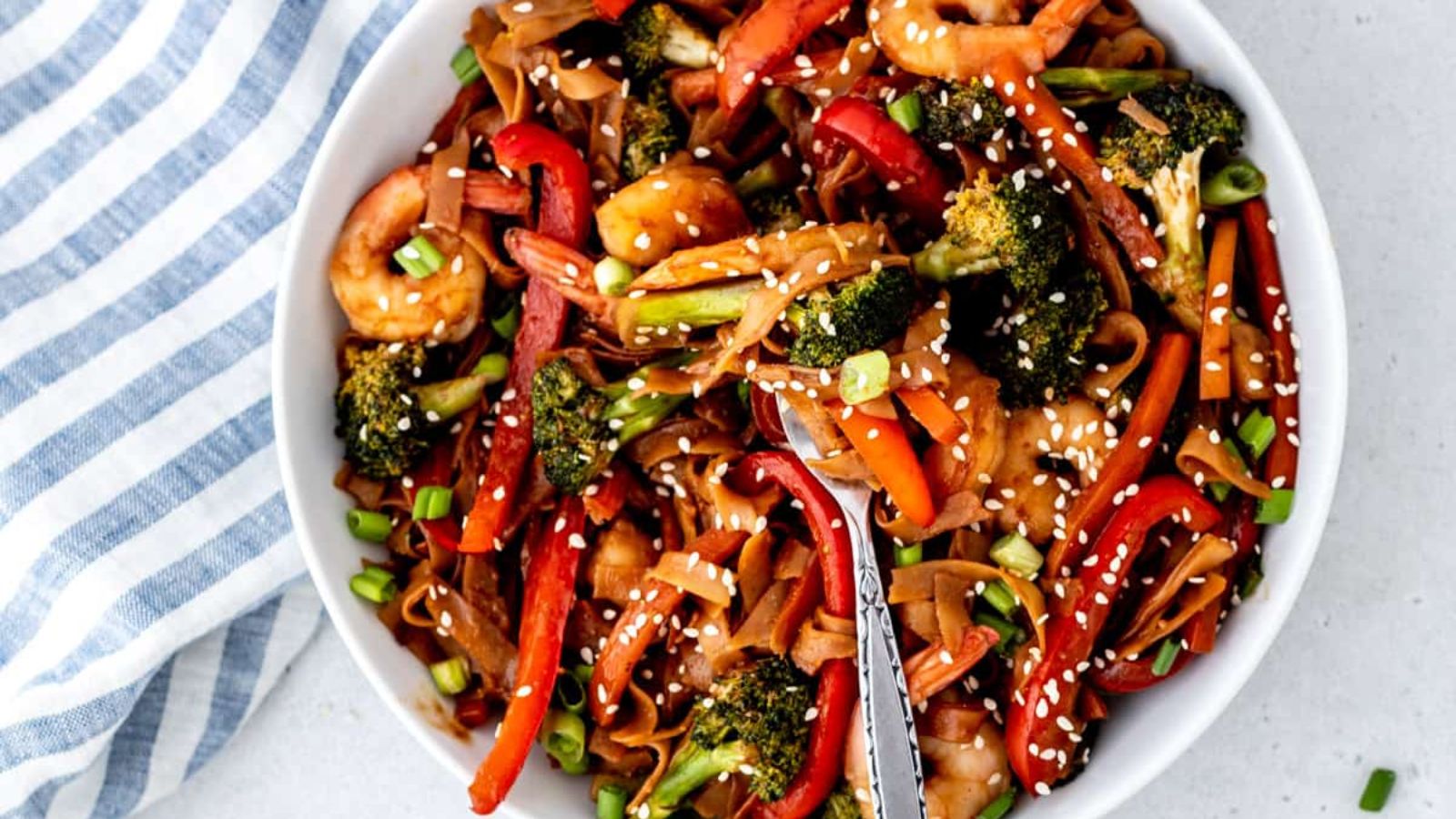 Shrimp noodle in a bowl.