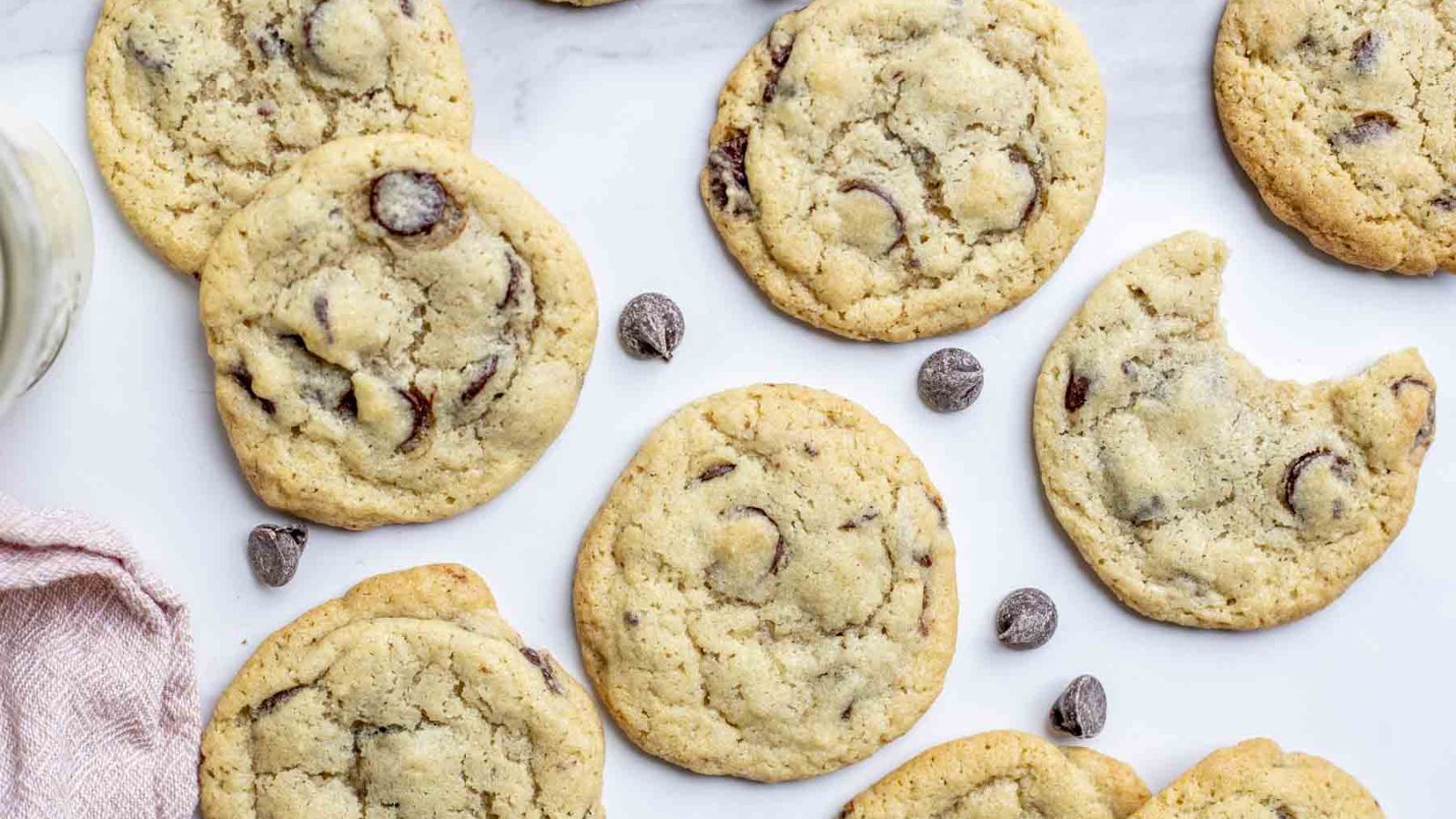 Cookies with chocolate chips.