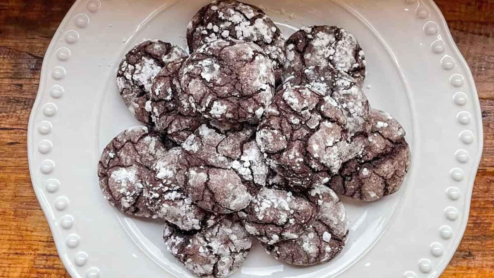 Crinkle cookies on a plate.