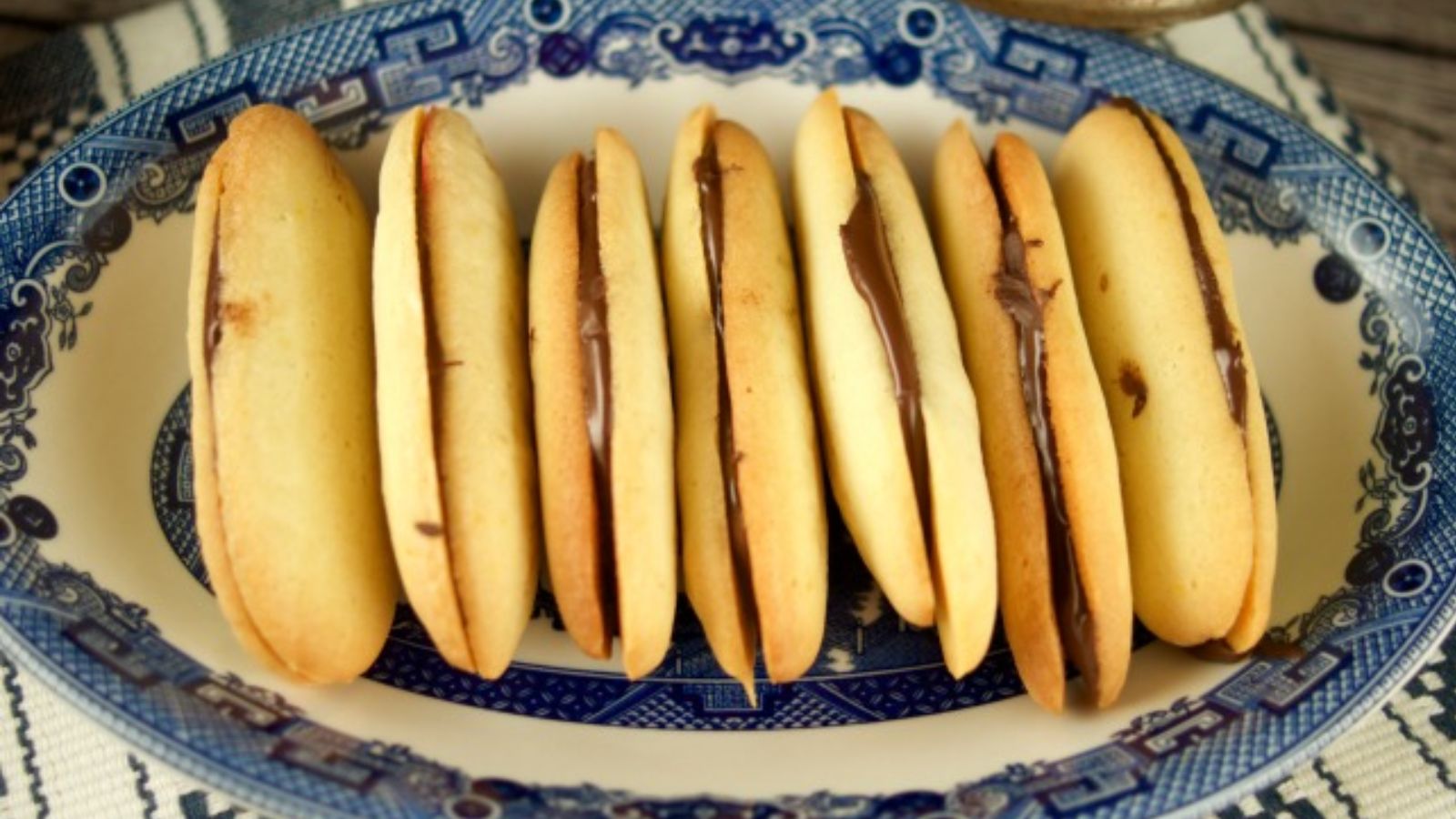 Milano cookies on a plate.