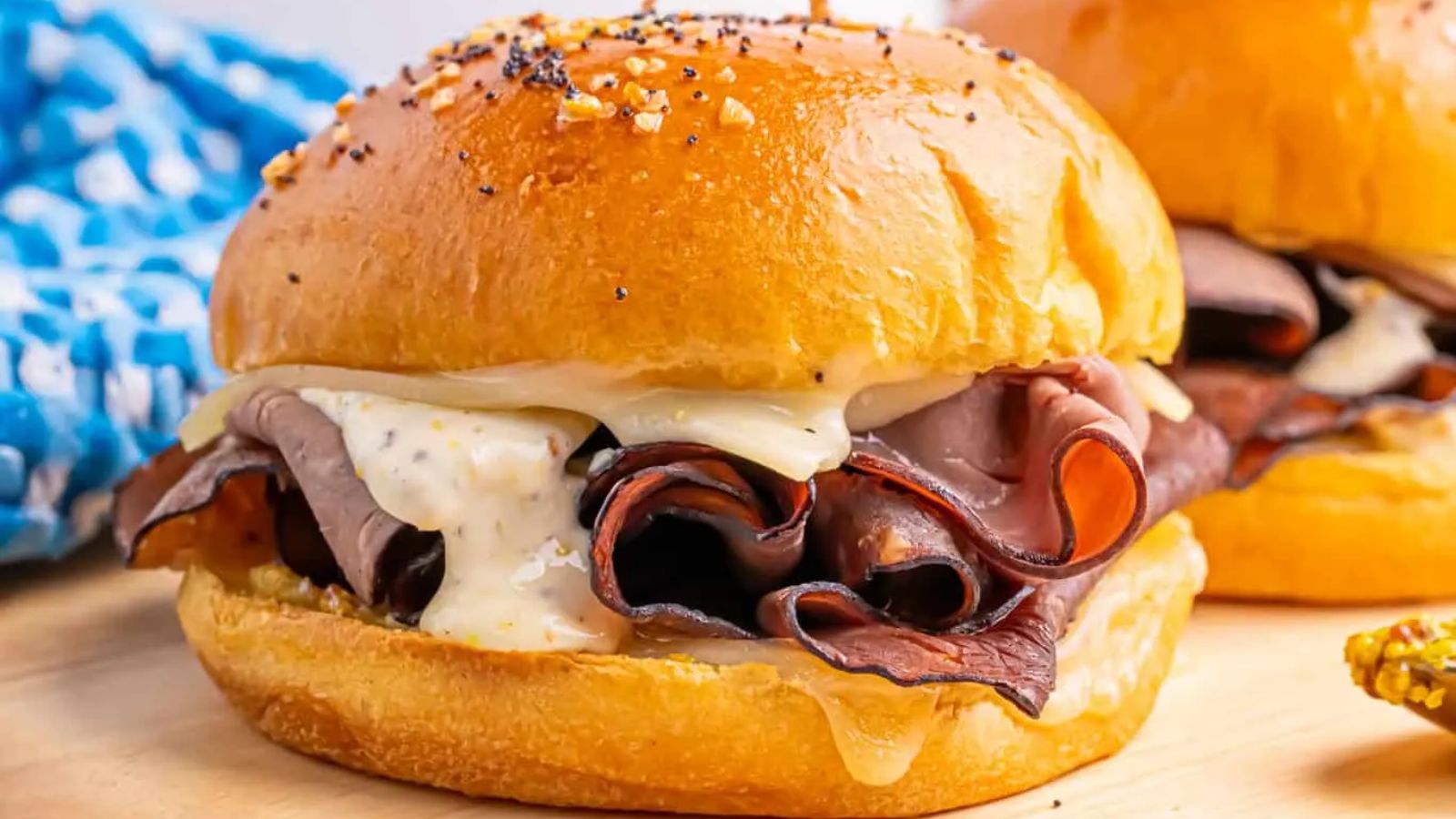 Roast beef sandwich close up shot.