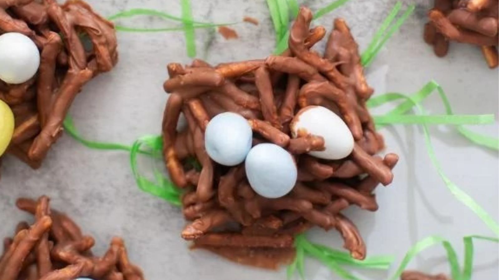 Bird's nest coookies.