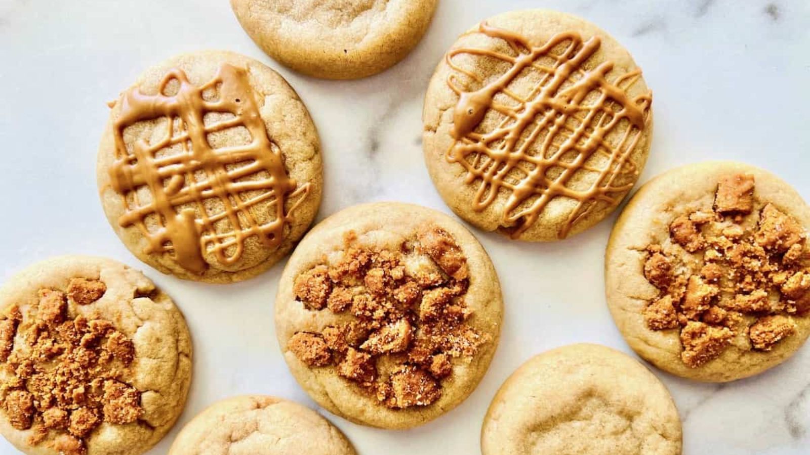 Cookies with Biscoff and toppings.