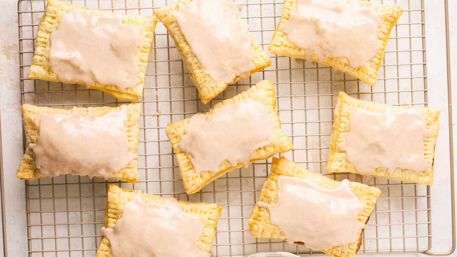 Cinnamon pop tarts with filling.