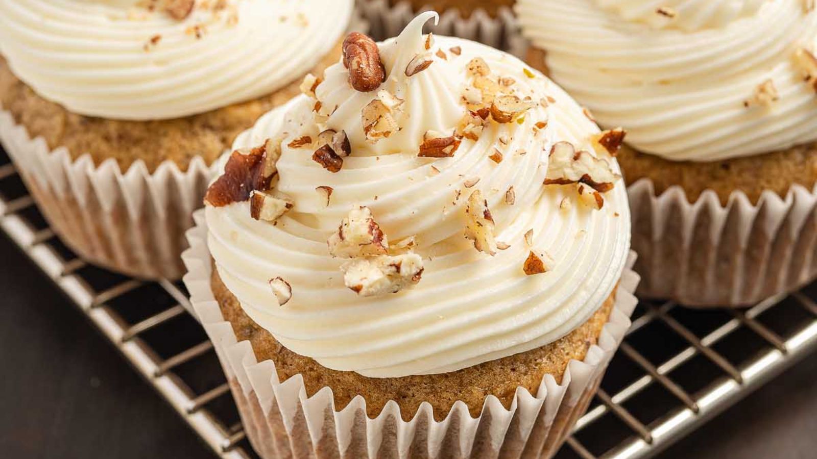 Cupcakes with frosting.
