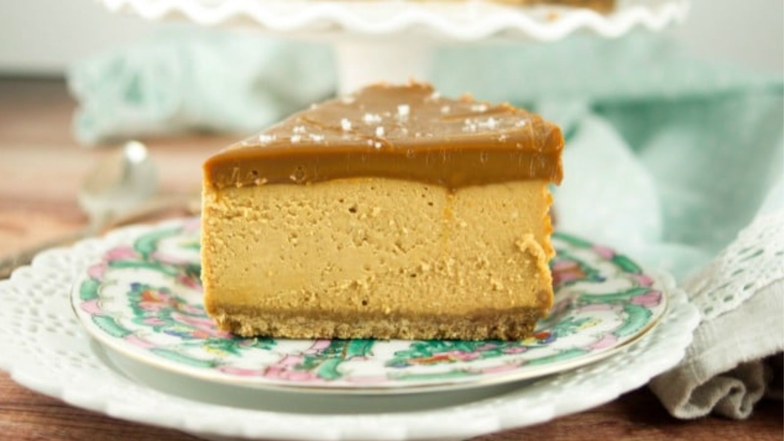 A slice of dulce de leche cake on a plate.