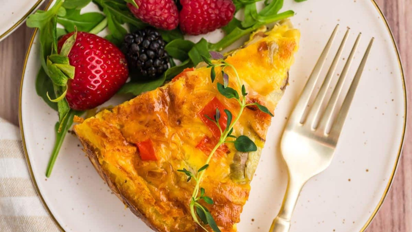 Hash brown quiche on a plate.