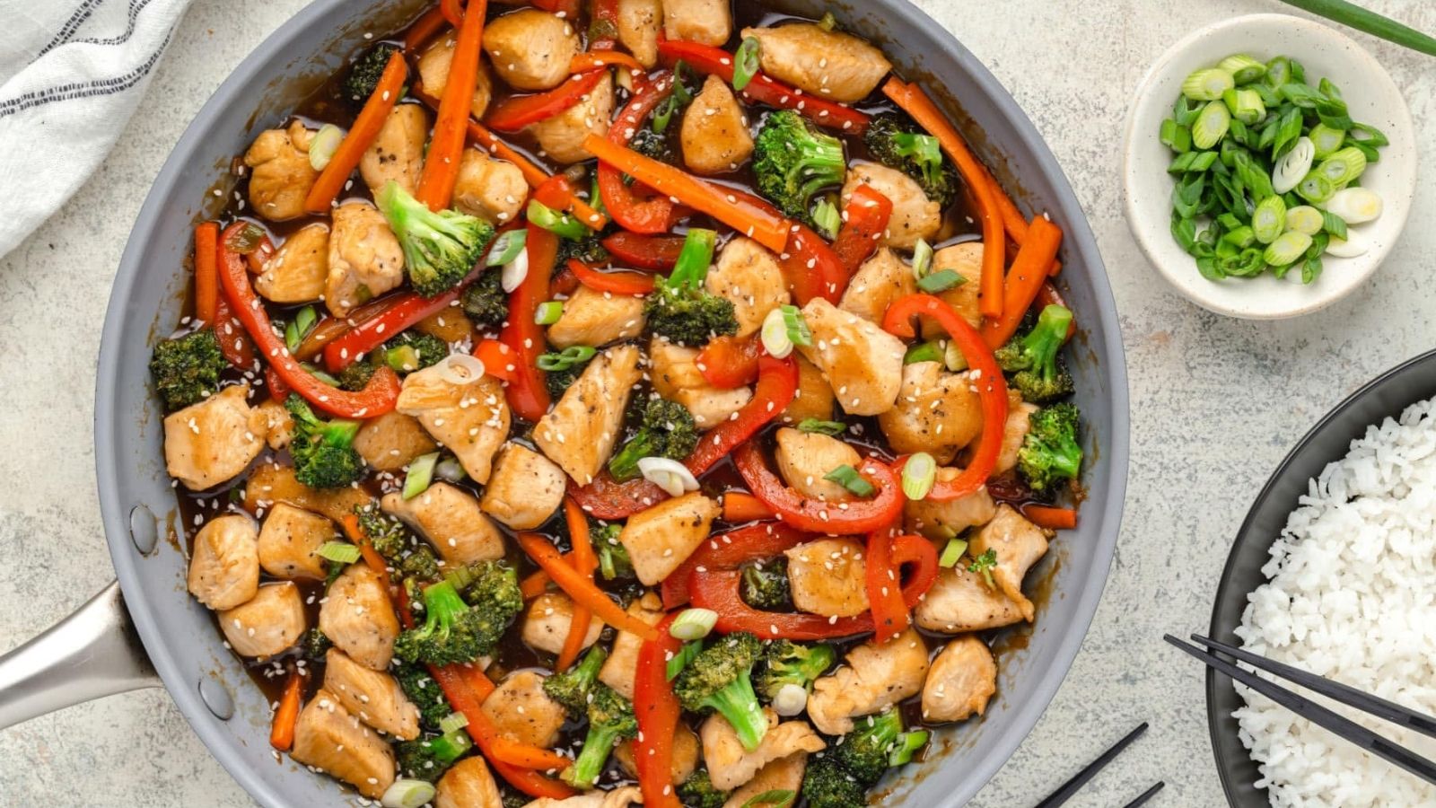 Chicken teriyaki in a bowl.