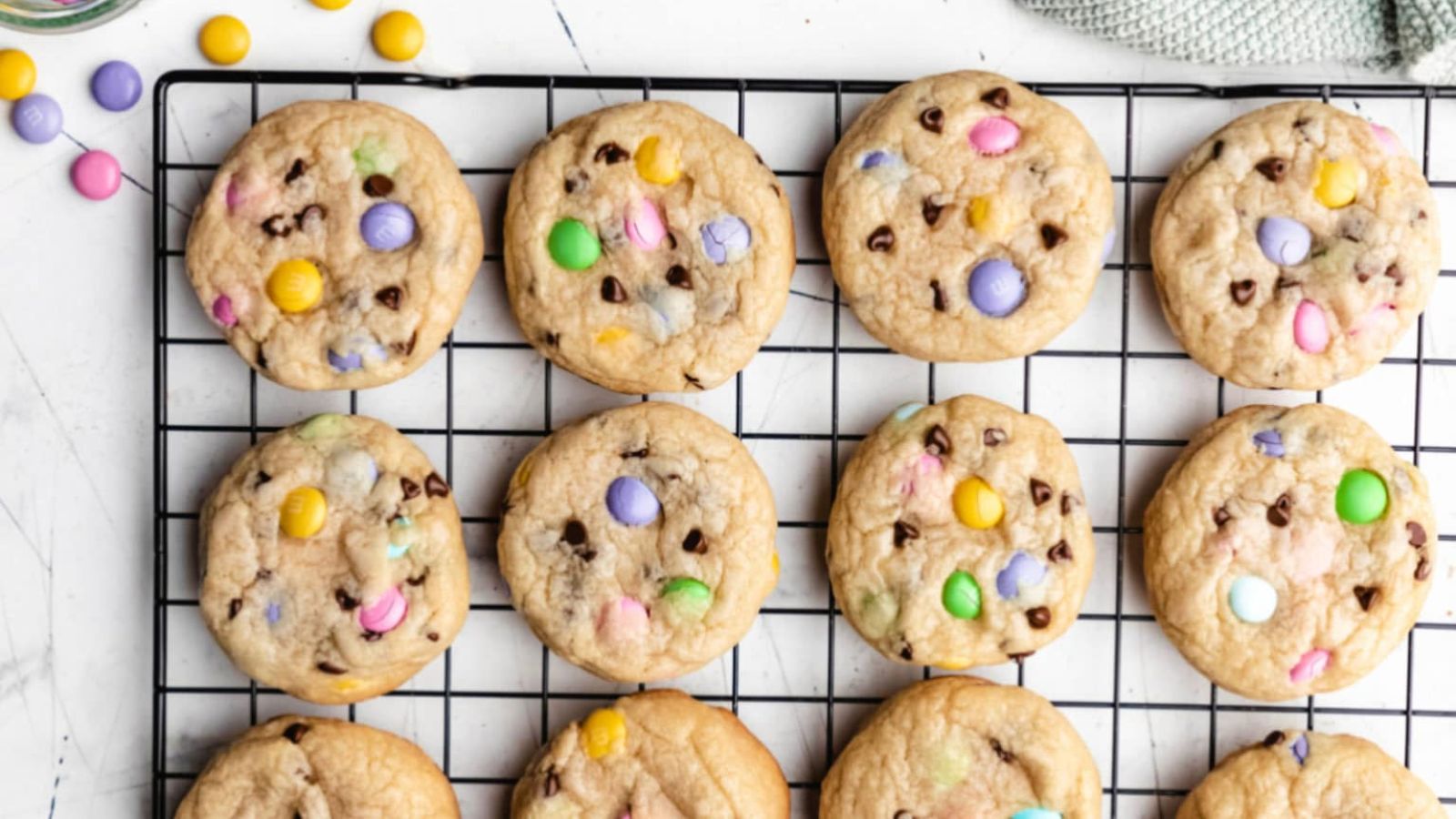 12 Cookies with M&M on it.