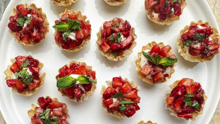 Phyllo cups with berries.