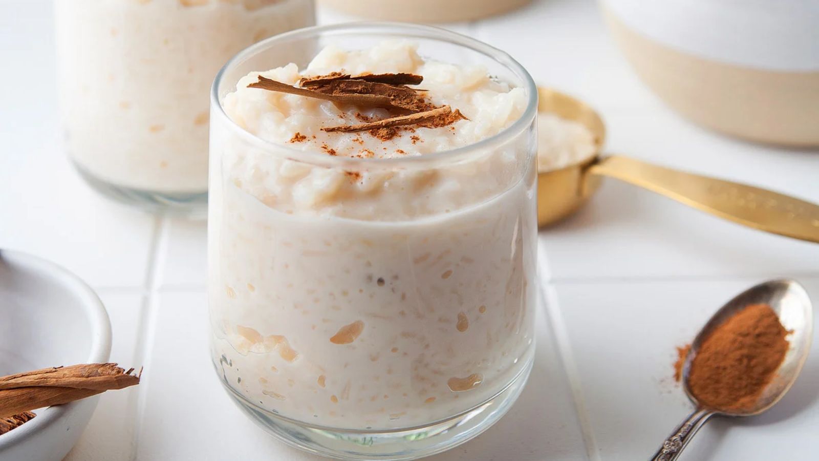 Rice pudding in a glass.