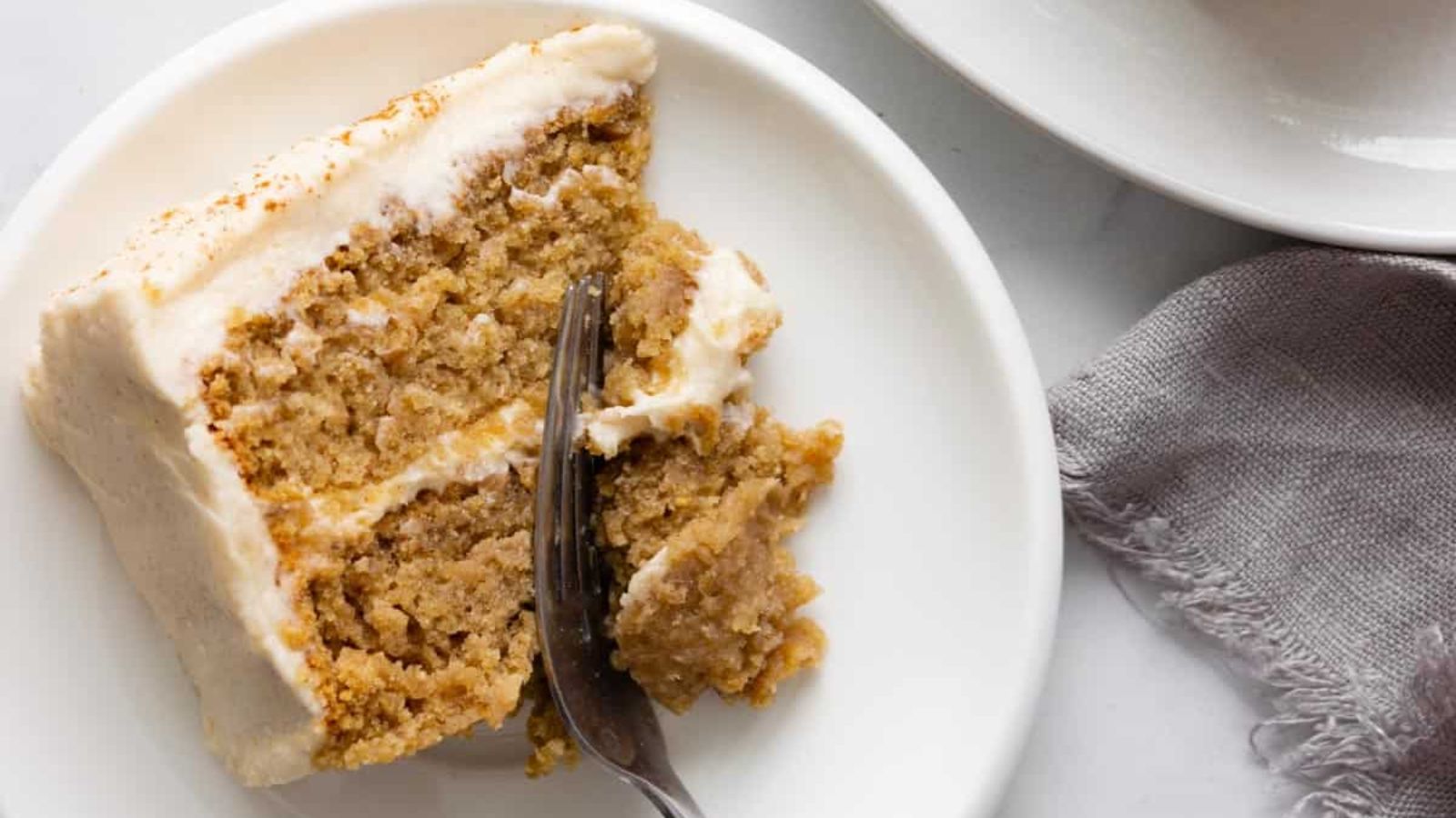 Sliced of an Oatmeal cake.