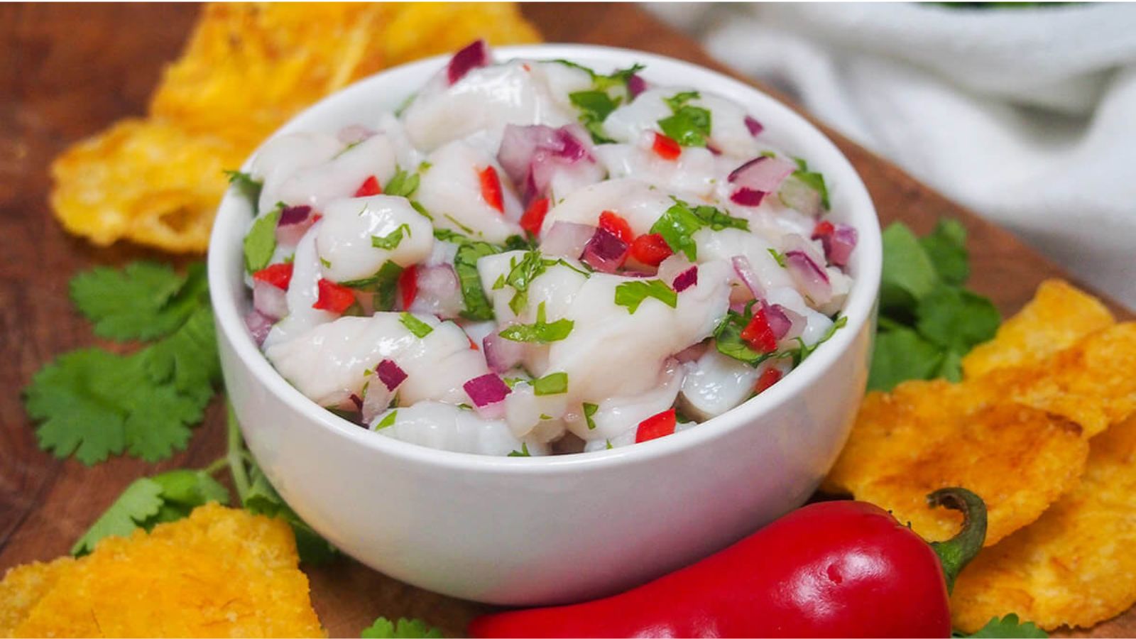 Scallop ceviche in a bowl.