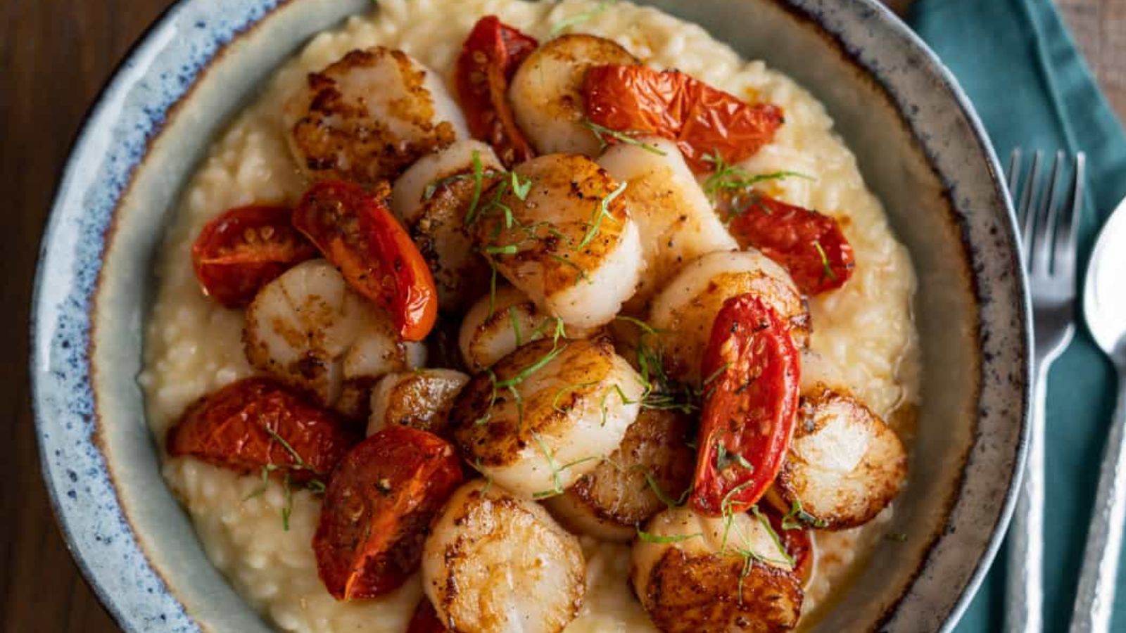 Scallops in a bowl.