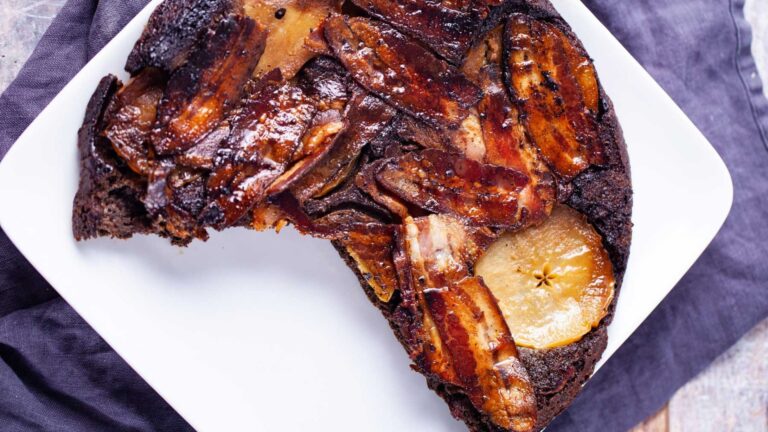 Apple-bacon skillet pancake.