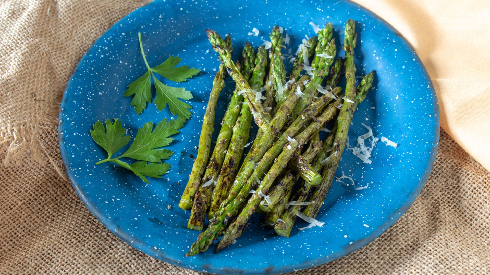 Asparagus on a plate.