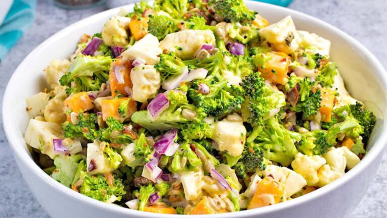A bowl of salad.
