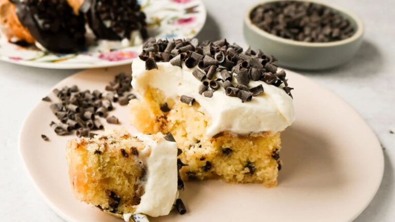Cannoli Sheet Cake on a plate.