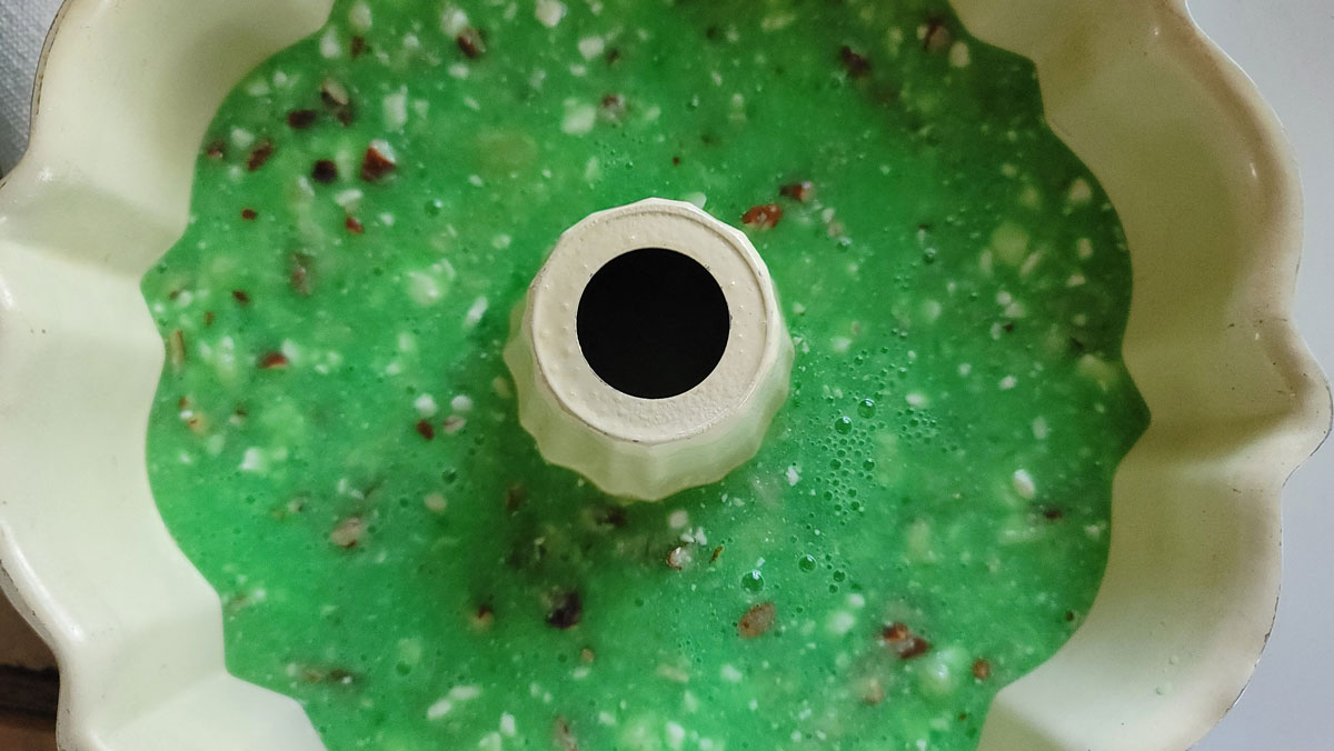Mixture poured into a jello mold.